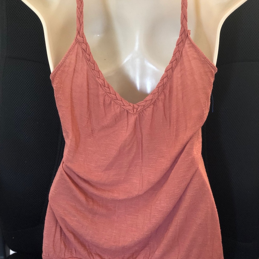 Top - Picture 2 of 2